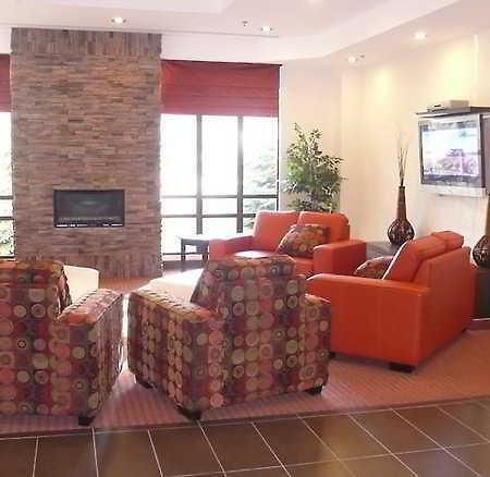 Niagara Plaza Hotel By Fairbridge Extérieur photo