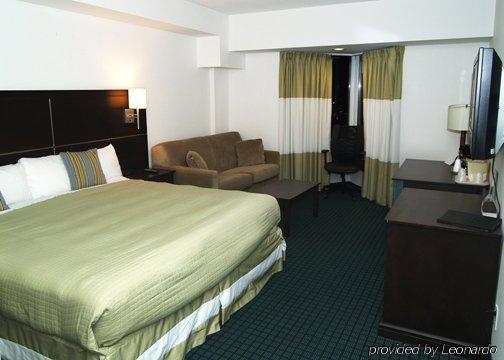 Niagara Plaza Hotel By Fairbridge Chambre photo