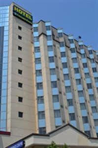 Niagara Plaza Hotel By Fairbridge Extérieur photo